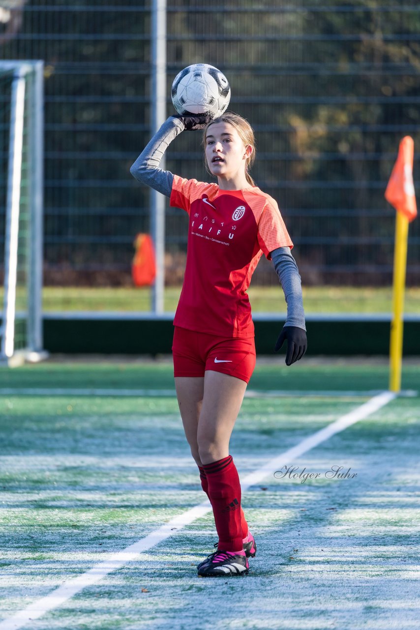 Bild 318 - wBJ VfL Pinneberg2 - Eimsbuttler TV 3 : Ergebnis: 5:0